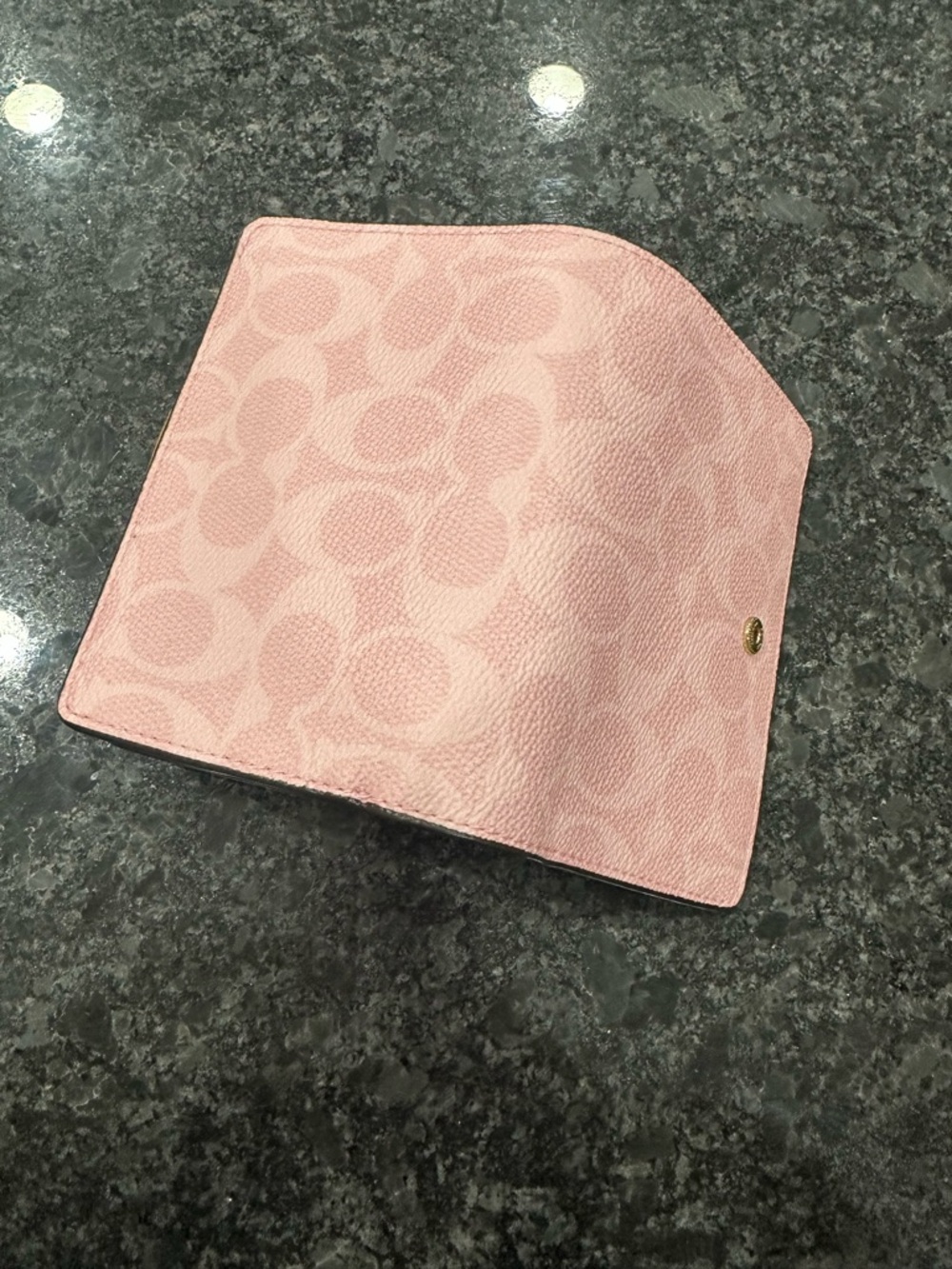 Coach Outlet Medium Corner Zip Wallet In Signature Canvas - Picture 5 of 5